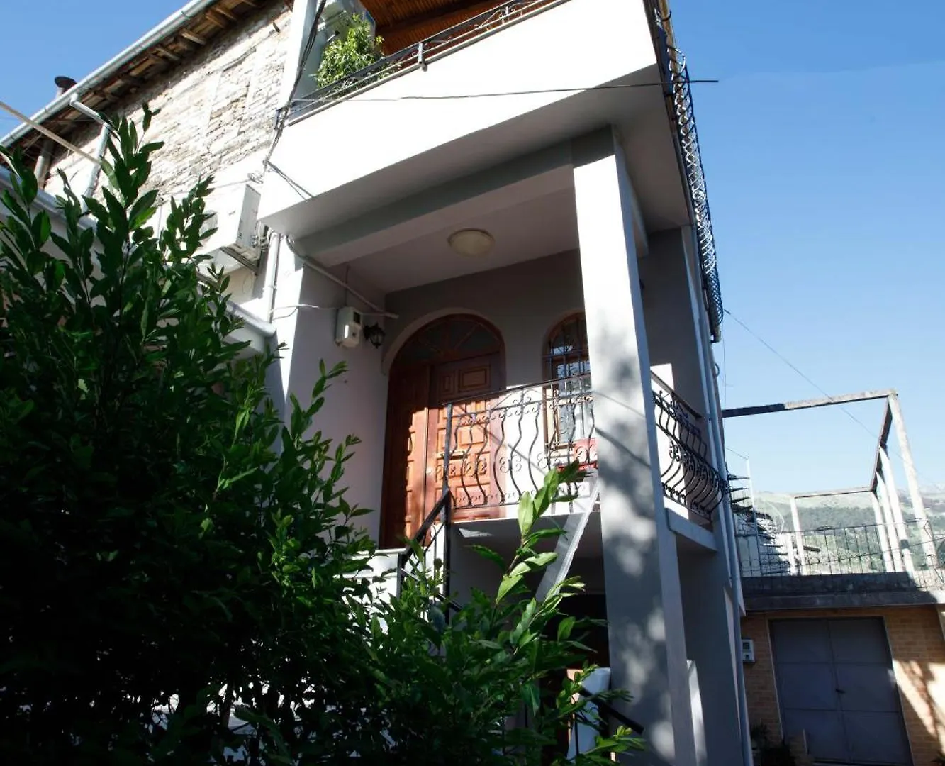 The View House Vila Gjirokastër 0*,